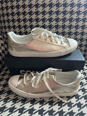 Converse Chuck Taylor All Star Lucky Women's Sneakers-Size 8.5